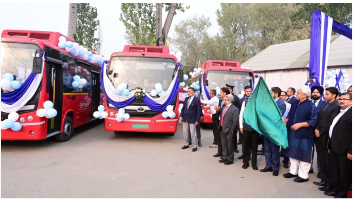 LG launches Srinagar Smart City 100 e-buses
